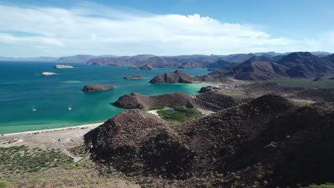 Breathtaking-Sight-of-the-Islets-in-Bahia-Concepcion,-Baja-California-Sur,-Mexico---Aerial-Drone-Shot