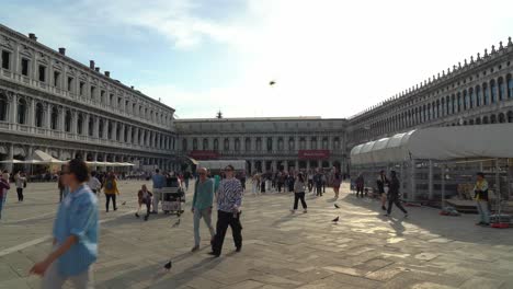 Piazza-San-Marco-of-Venice-is-Filled-with-People-from-Early-Day