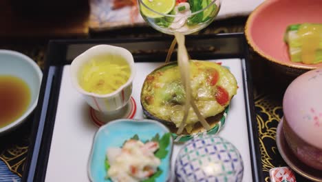 Japanisches-Abendessen-Im-Kaiseki-Stil,-Nahaufnahme