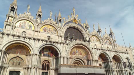 Saint-Mark's-Basilica-in-Piazza-San-Marco-of-Venice-with-Lots-of-People-Around