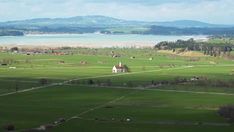 Idílico-Paisaje-Alpino-En-Baviera,-Alemania