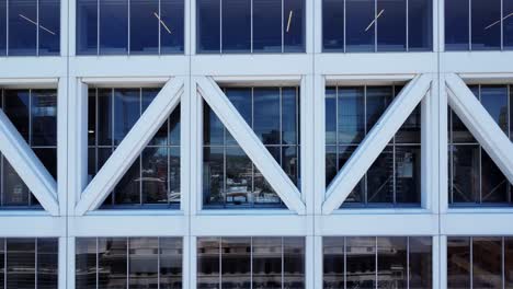 Close-Up-Aerial-Dolly-Shot-Across-The-Unique-Shapes-And-Patterns-Of-The-US-Bank-Center