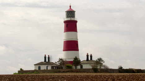 Weitwinkelaufnahme-Des-Leuchtturms-Von-Happisburgh-In-Happisburgh-Im-März-2024