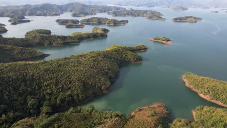 Tà-Đùng-in-Vietnam-Asia,-beautiful-beautiful-panorama-of-a-lake-with-a-lot-of-islands