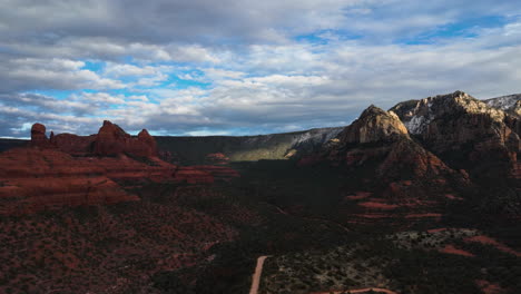 Timelapse---Cloudscape-Over-Red-Rock-National-Park-In-Sedona,-Arizona,-United-States