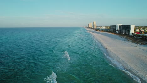 Luftflug-Entlang-Des-Panama-City-Beach-In-Florida