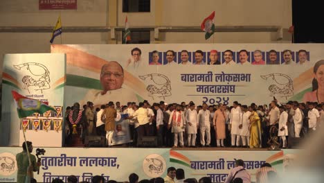 Uddhav-Thackeray-during-Lok-Sabha-election-campaign-alongside-other-political-members-and-supporters