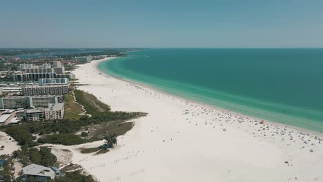 Hermosas-Imágenes-De-Drones-De-La-Playa-De-Siesta-Key-En-Sarasota,-Florida