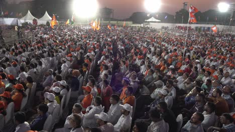 Gran-Multitud-De-Personas-Durante-La-Campaña-Electoral-De-Lok-Sabha-Por-El-Primer-Ministro-Indio-Narendra-Modi-En-El-Hipódromo