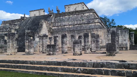 Warrior's-Temple-in-Chichen-Itza-Mayan-Complex