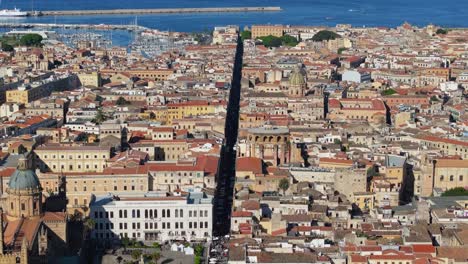 Cassaro,-Palermo---Via-Vittorio-Emanuele-II,-Via-Toledo---Aerial-Pullback