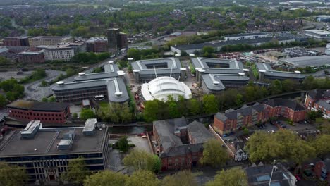 Vista-De-Pájaro-Con-Drones-Disparado-En-La-Ciudad-De-Nottingham-Y-Sus-Suburbios-En-Inglaterra