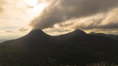 Breathtaking-beauty-of-the-Serra-do-Mar-in-Caioba,-Matinhos,-Parana,-Brazil,-through-a-captivating-timelapse-capturing-the-dynamic-scenery