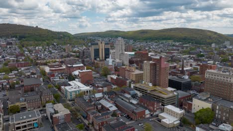 Aerial-time-lapse-of-downtown-American-city