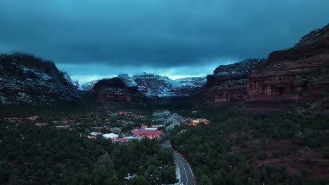 Scenic-Destination-In-Sedona-Spa-Resort-Town-In-Arizona-During-Sunset-In-United-States