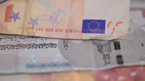 Makroaufnahme-Von-Banknoten,-ägyptischen-Pfund-Und-Euro-Währung