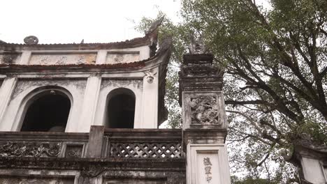 Pagoda-Del-Templo-De-La-Literatura-En-Hanoi,-La-Capital-De-Vietnam-En-El-Sudeste-Asiático