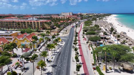 Eagle-Beach-En-Oranjestad-En-El-Caribe,-Holanda,-Aruba