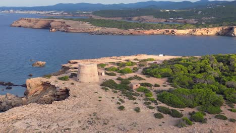 Mediterráneo-Costero-Atardecer-Antigua-Torre-Histórica