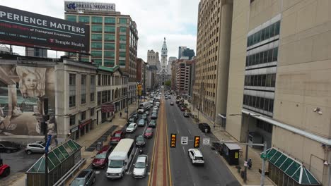 Aerial-shot-of-Philadelphia-City-Hall-and-Broad-Street