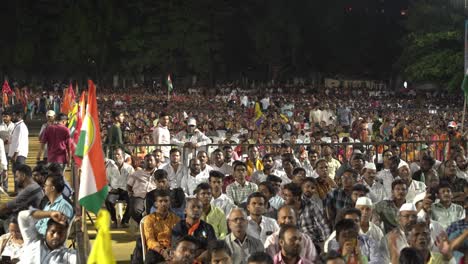 Crowd-of-people-during-Lok-Sabha-election-campaign-by-Uddhav-Thackeray-and-Sharad-Pawar-at-college-ground-in-Warje