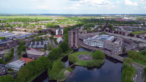 Aerial-video-of-residential-area-of-Amersfoort-Nieuwland,-The-Netherlands