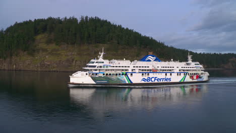 Largest-double-ended-passenger-ferry-MV-Coastal-Celebration-travelling-though-Active-Pass-in-Strait-of-Georgia,-Pacific-Ocean