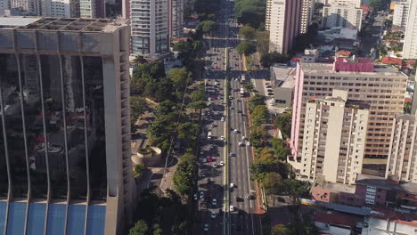 Aerial-view-to-the-biggest-Avenue-in-Sao-Paulo-in-a-sunny-day,-vinte-e-tres-de-maio-avenue,-Sao-Paulo,-Brazil