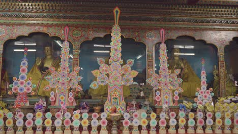 Innendekoration-Eines-Buddhistischen-Klosters