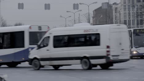 Winter-streets-of-Riga,-Latvia