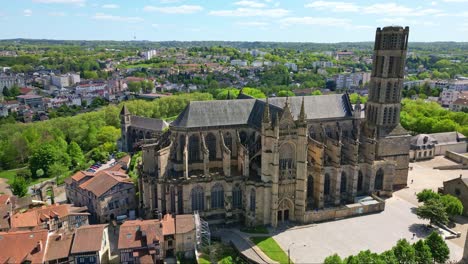 Catedral-De-Saint-etienne,-Limoges-En-Francia