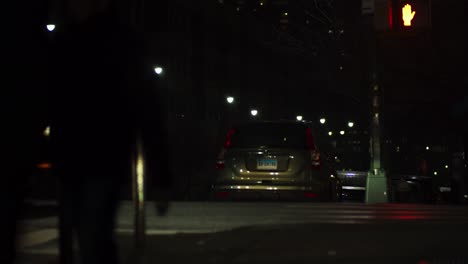 Long-Island-City-Queens-Night-shot-streets,-cars,-and-pedestrians