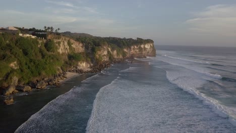 Antenne:-Klippen-Von-Uluwatu-Auf-Bali