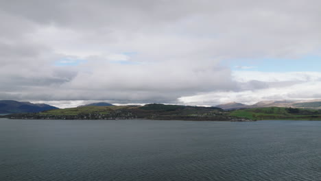 Kilcreggan,-Scotland-on-a-windy-day-over-the-River-Clyde-slow-descent