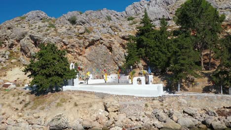 Aerial-views-of-Lindos-town-with-the-iconic-Greek-architecture