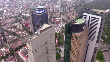 Skyscrapers-view-on-Mexico's-city-financial-district-in-reforma-avenue-during-an-overcast-day