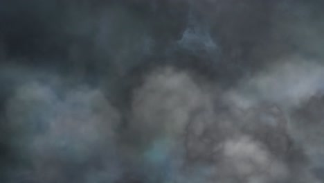 Vista-Hacia-El-Cielo-Oscuro-Y-Cumulonimbus-Con-Rayos