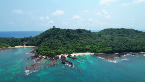 Luftaufnahme-Vom-Coffe-Beach-Auf-Der-Insel-Ilheu-Das-Rolas-In-Sao-Tome,-Afrika
