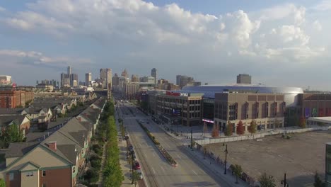 Rising-drone-footage-of-a-summer-Detroit-Skyline