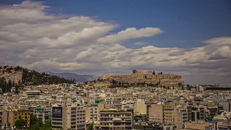 Akropolis-Von-Athen-über-Der-Stadtlandschaft,-Zeitrafferansicht