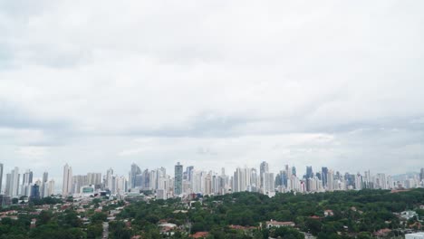 Timelapse-of-Panama-City-with-clouds