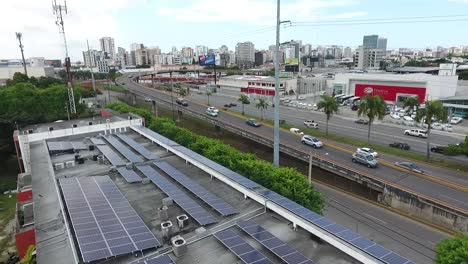 Santo-Domingo,-República-Dominicana---18-De-Julio-De-2017:-Una-Vista-Aérea-De-La-Universidad-Unphu,-Ubicada-En-John-F