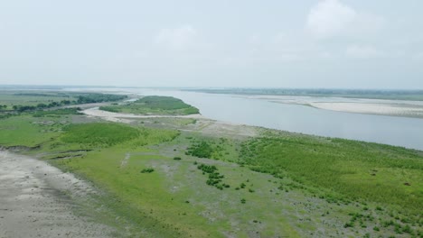 Drohnenaufnahme-Der-Größten-Flussinsel-Asiens,-Majuli-Island