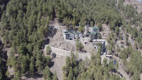 Residential-buildings-nested-in-a-forested-mountainous-area-in-Pakistan