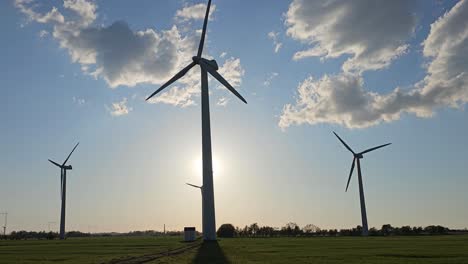 Windkraftanlagen-Im-Ländlichen-Dänemark