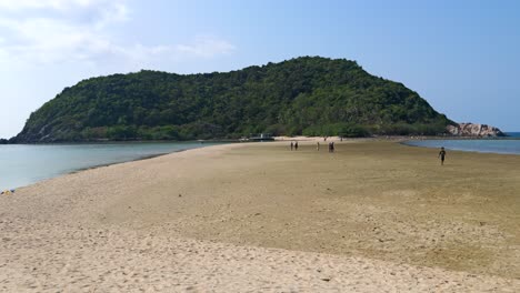 Wide-open-sandbar-leading-to-tropical-island