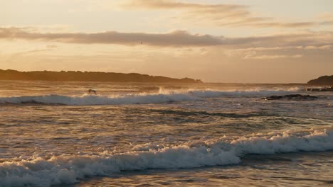 Sunrise-at-Port-Kembla,-NSW,-Australia