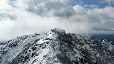 Dramatic-time-lapse-of-shifting-cumulus-clouds-against-a-bright-blue-sky