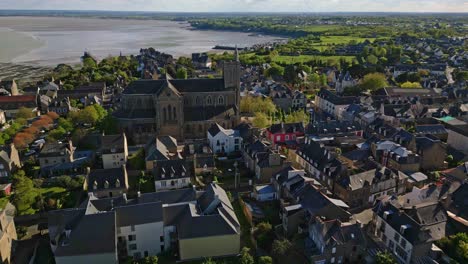 Saint-Meen-church-at-Cancale,-Brittany-in-France