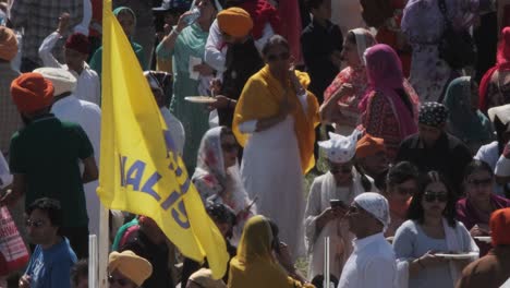 La-Bandera-De-Khalistán-Ondea-Mientras-Los-Sijs-Celebran-El-Festival-De-Nagar-Kirtan.